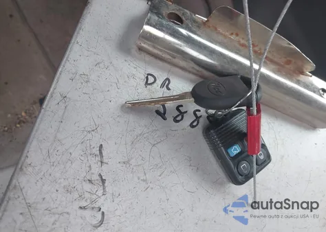 2009 Ford Focus Se z USA, uszkodzony, nr VIN 1FAHP35N99W236702